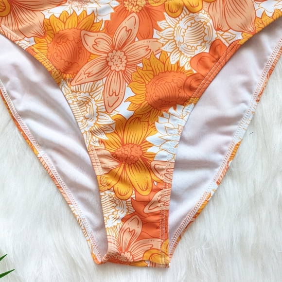 Orange and white floral bikini bottom size S M L - Picture 2 of 5